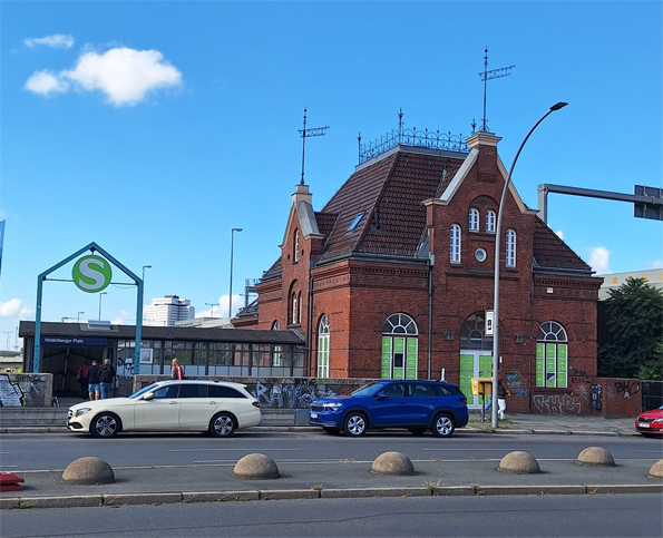 S-Bahnhof Heidelberger Platz, Berlin. 2018